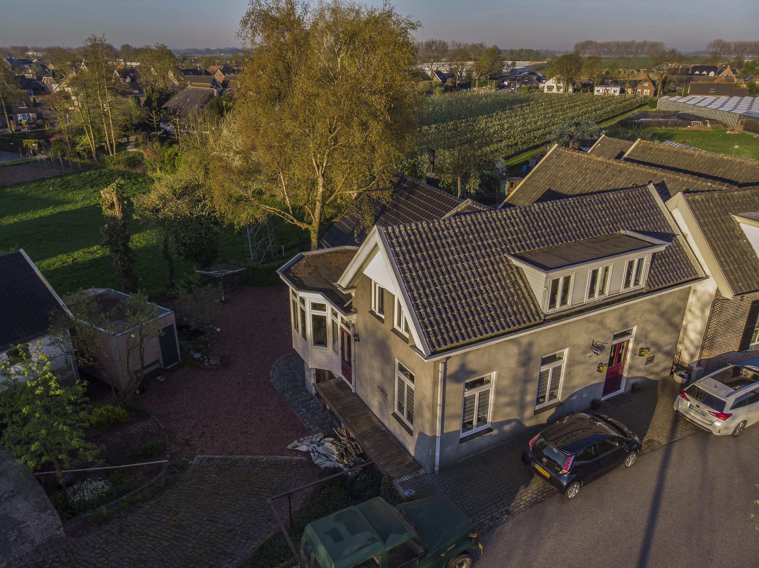 Verkocht: Te koop, goed lopende B&B in Brakel met uitzicht op de Waal (Gelderland)